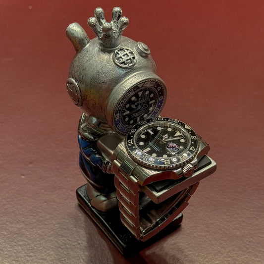 Diver watch holder displaying a GMT watch with blue and black bezel – Artisan Watch Co.
