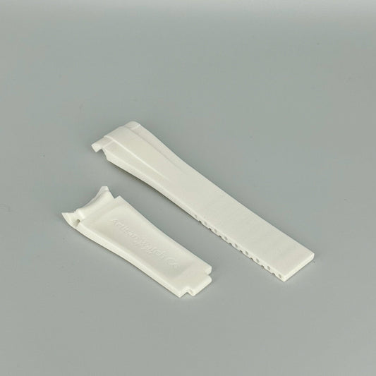 White rubber watch strap with deployable buckle – Artisan Watch Co.
