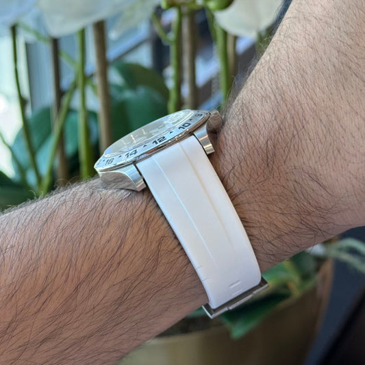 White rubber watch strap, alternate view – Artisan Watch Co.