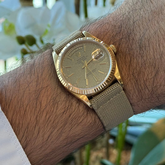 Beige elastic loop watch strap, alternate view – Artisan Watch Co.